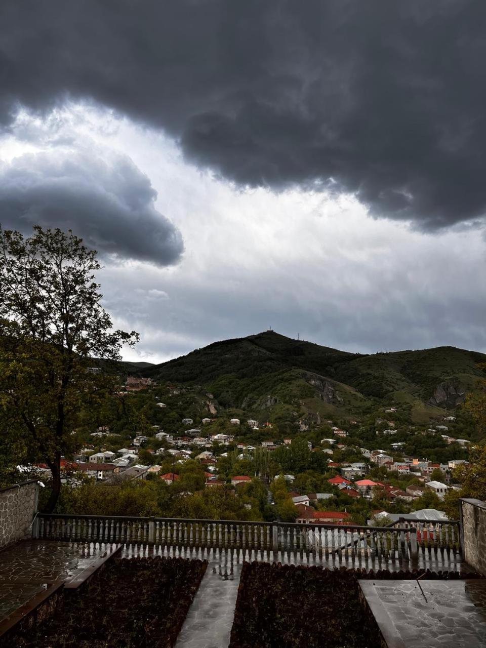 Popock Goris Hotell Eksteriør bilde